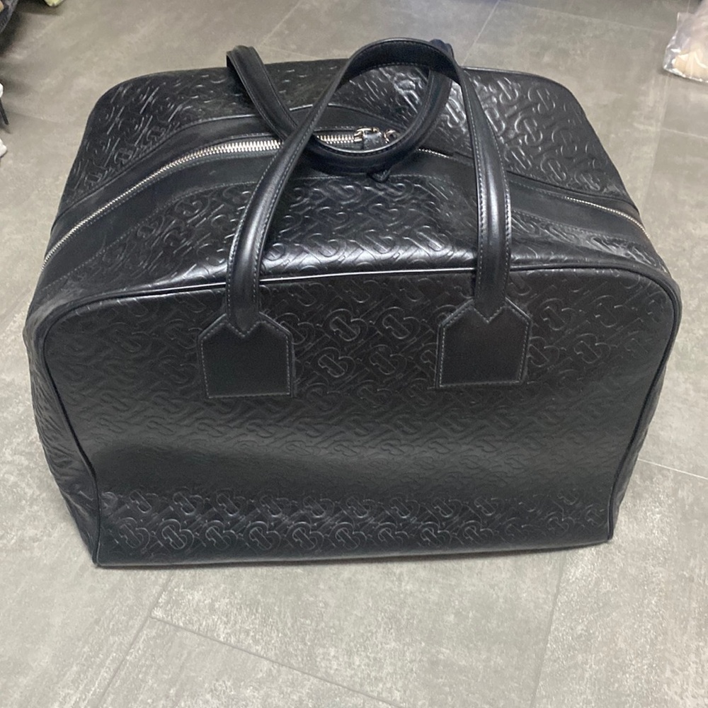 Authentic BNWT Burberry Cube Leather Travel Bag